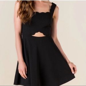 NWT Francesca’s Scallop Neck Black Dress
